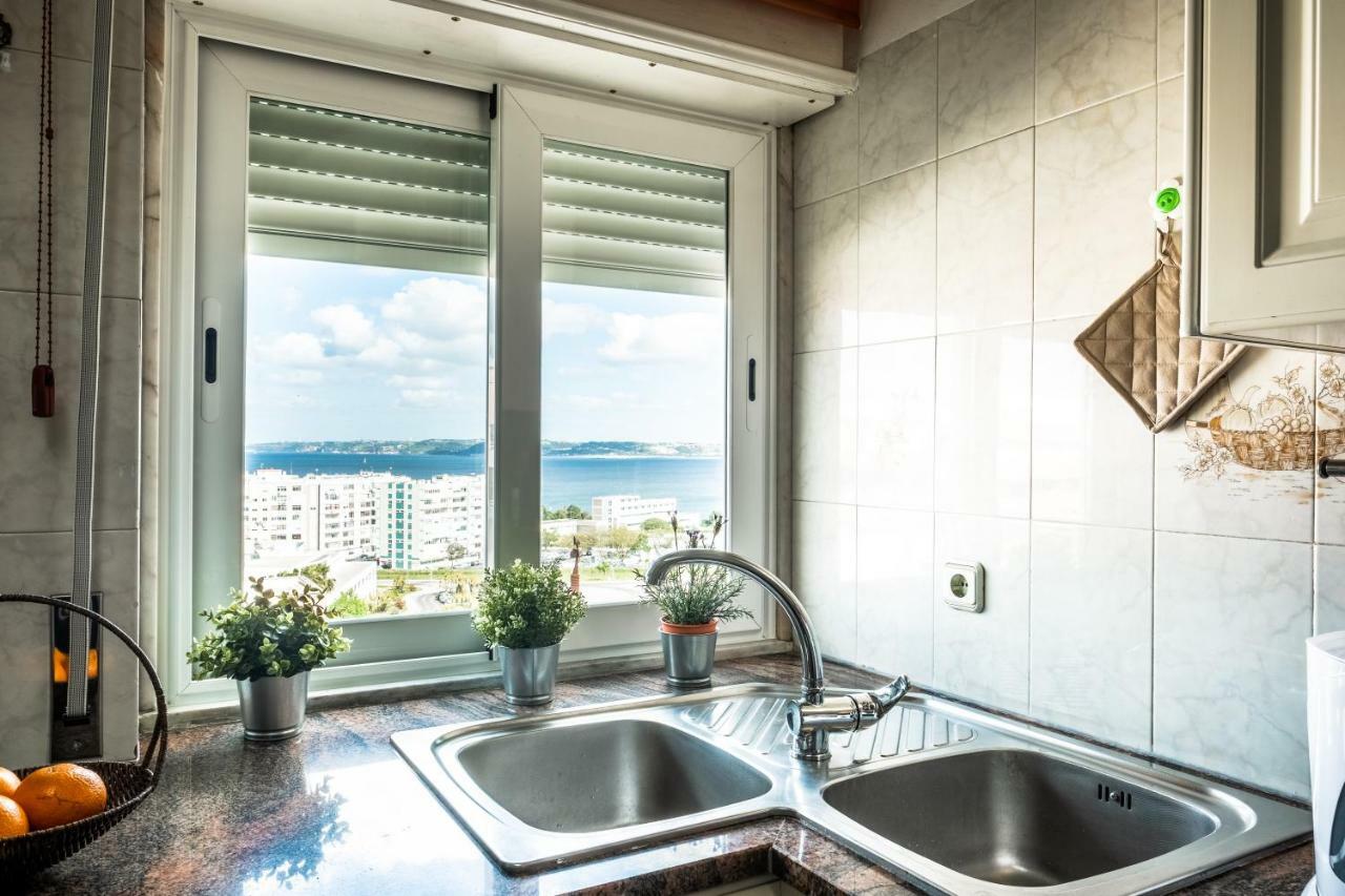 Window To The Sea Apartamento Oeiras Exterior foto