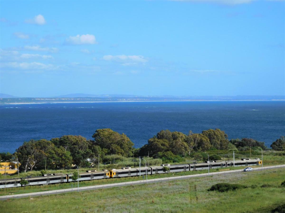 Window To The Sea Apartamento Oeiras Exterior foto